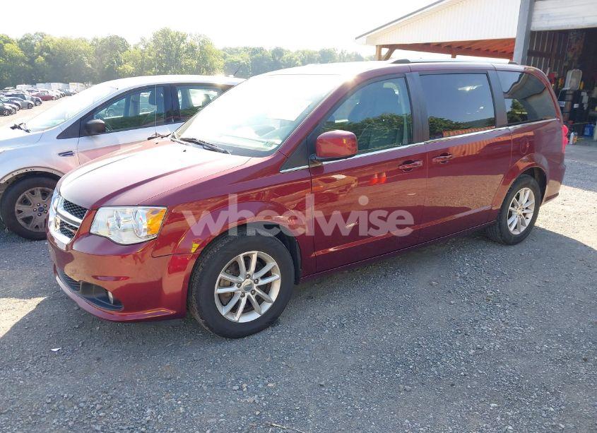 Photo 2 of 2019 Dodge Grand CARAVAN SXT (VIN 2C4RDGCG0KR618683)