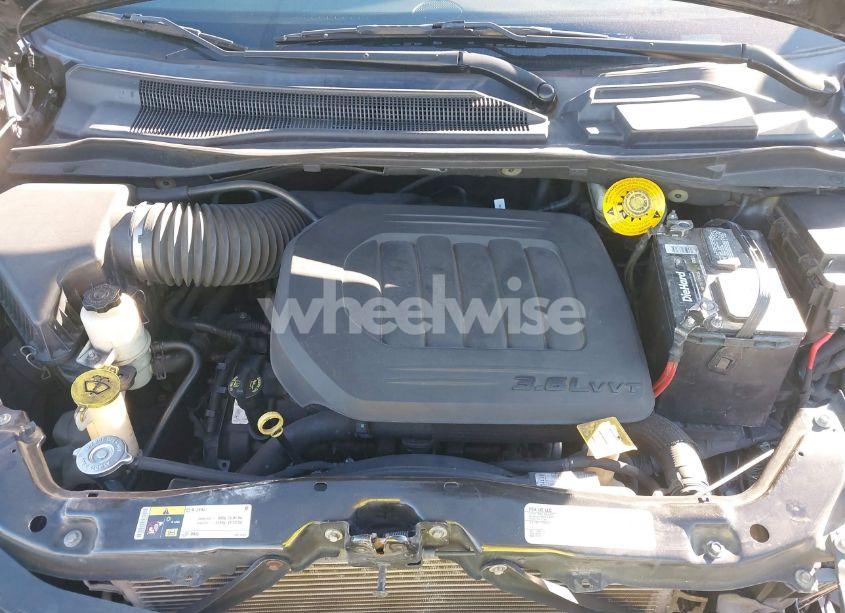 Photo 10 of 2019 Dodge Grand CARAVAN SXT (VIN 2C4RDGCG0KR619672)