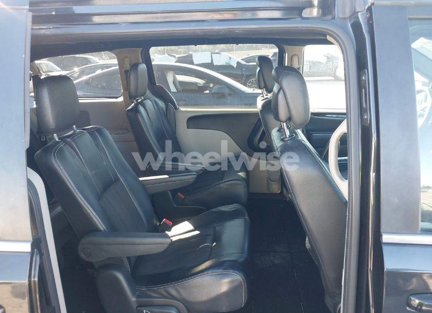 Photo 8 of 2019 Dodge Grand CARAVAN SXT (VIN 2C4RDGCG0KR619672)