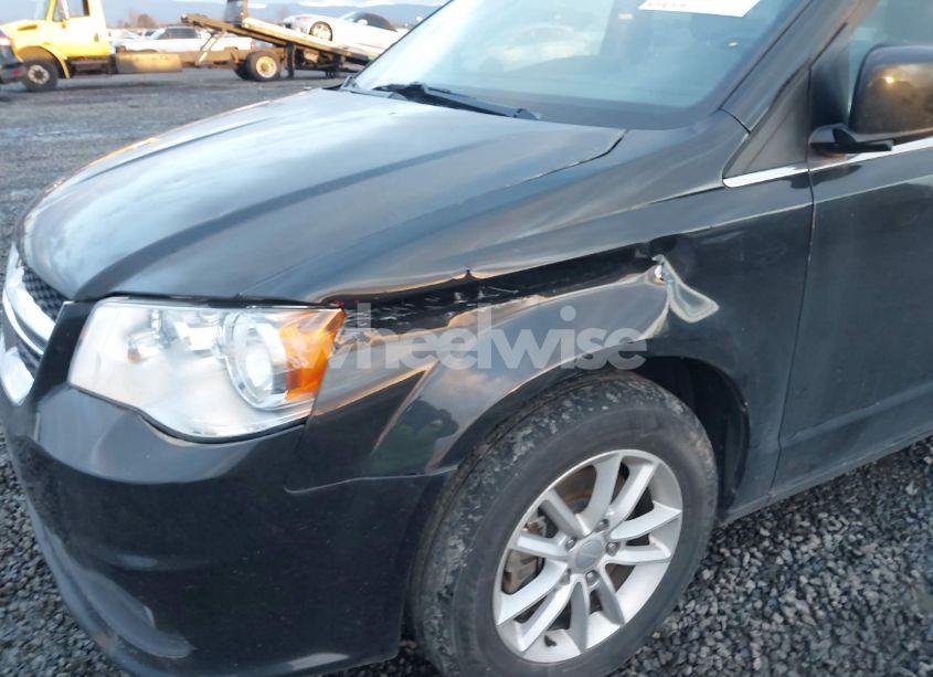 Photo 12 of 2019 Dodge Grand CARAVAN SXT (VIN 2C4RDGCG0KR633670)