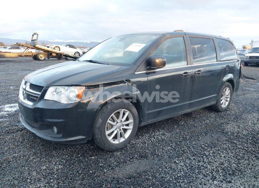 Photo 2 of 2019 Dodge Grand CARAVAN SXT (VIN 2C4RDGCG0KR633670)