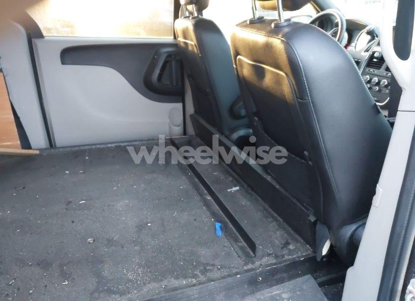 Photo 8 of 2019 Dodge Grand CARAVAN SXT (VIN 2C4RDGCG0KR633670)