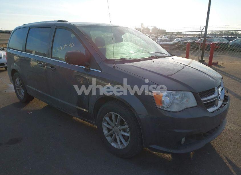 2019 Dodge Grand CARAVAN SXT (VIN 2C4RDGCG0KR633684) main photo