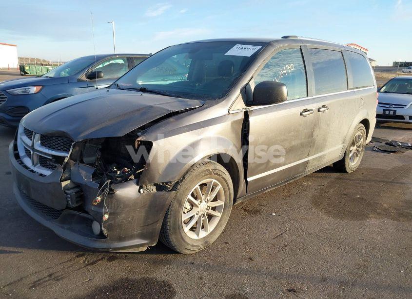 Photo 2 of 2019 Dodge Grand CARAVAN SXT (VIN 2C4RDGCG0KR633684)