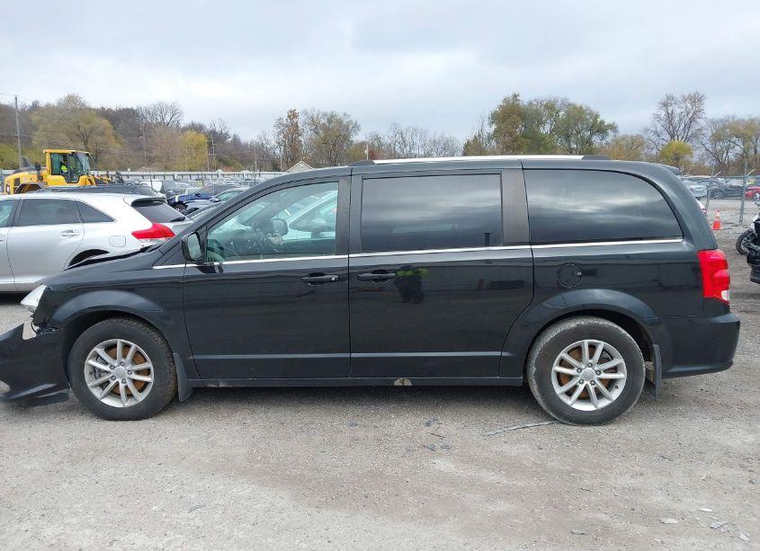 Photo 14 of 2019 Dodge Grand CARAVAN SXT (VIN 2C4RDGCG0KR673828)