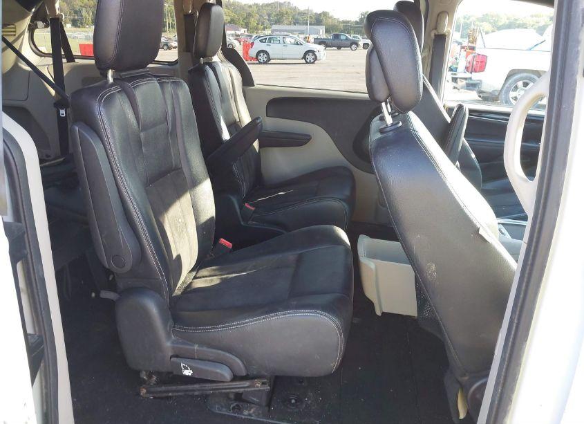 Photo 8 of 2019 Dodge Grand CARAVAN SXT (VIN 2C4RDGCG0KR744848)