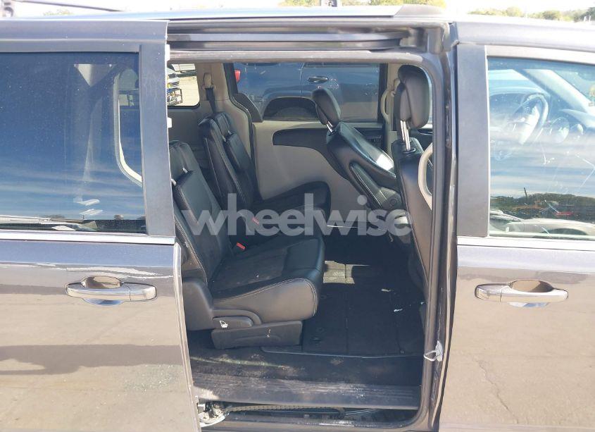 Photo 8 of 2019 Dodge Grand CARAVAN SXT (VIN 2C4RDGCG0KR753808)