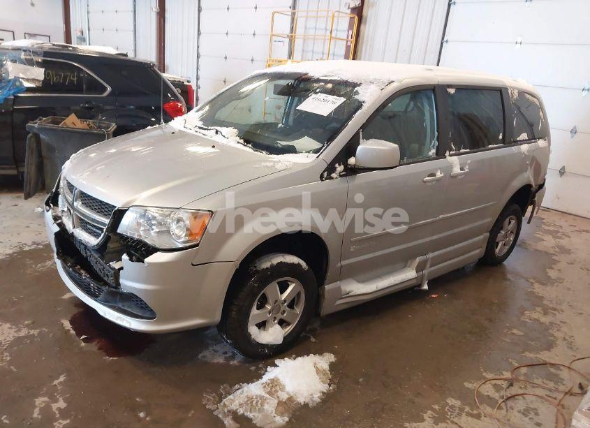 Photo 2 of 2012 Dodge Grand CARAVAN SXT (VIN 2C4RDGCG1CR104438)
