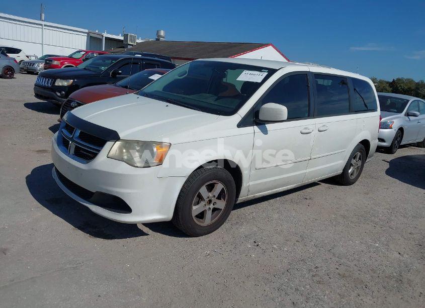 Photo 2 of 2013 Dodge Grand CARAVAN SXT (VIN 2C4RDGCG1DR525075)
