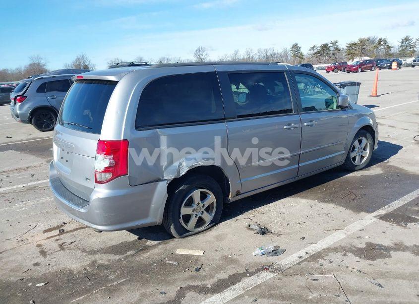 Photo 4 of 2013 Dodge Grand CARAVAN SXT (VIN 2C4RDGCG1DR550655)
