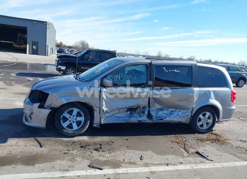 Photo 6 of 2013 Dodge Grand CARAVAN SXT (VIN 2C4RDGCG1DR550655)