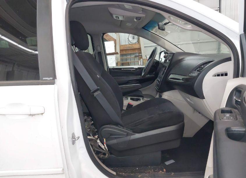 Photo 5 of 2014 Dodge Grand CARAVAN SXT (VIN 2C4RDGCG1ER206812)