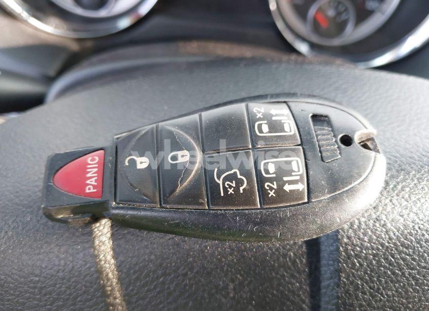 Photo 11 of 2014 Dodge Grand CARAVAN SXT (VIN 2C4RDGCG1ER245321)