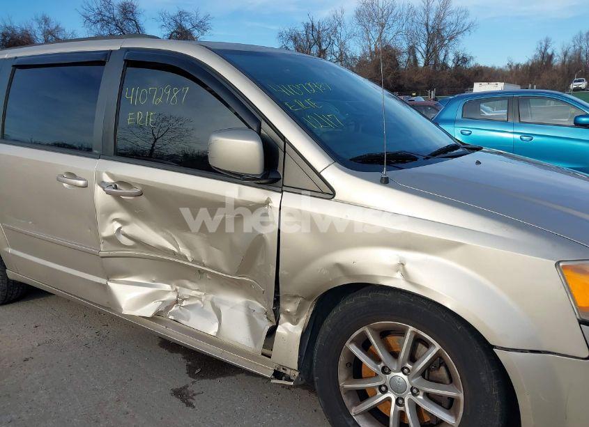 Photo 12 of 2014 Dodge Grand CARAVAN SXT (VIN 2C4RDGCG1ER245321)