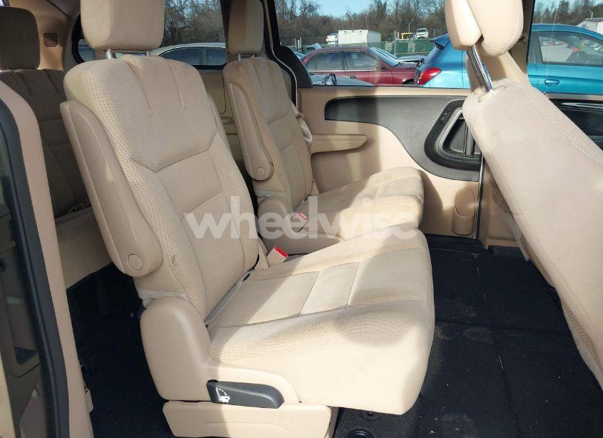 Photo 8 of 2014 Dodge Grand CARAVAN SXT (VIN 2C4RDGCG1ER245321)