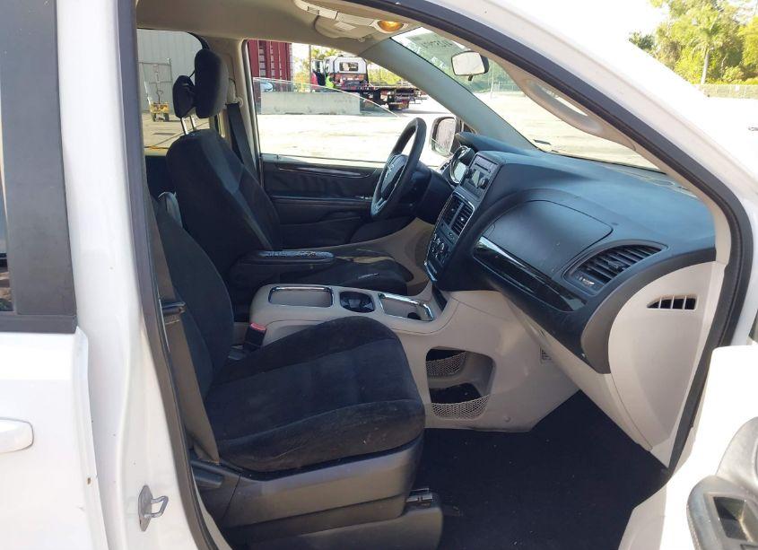 Photo 5 of 2014 Dodge Grand CARAVAN SXT (VIN 2C4RDGCG1ER266671)