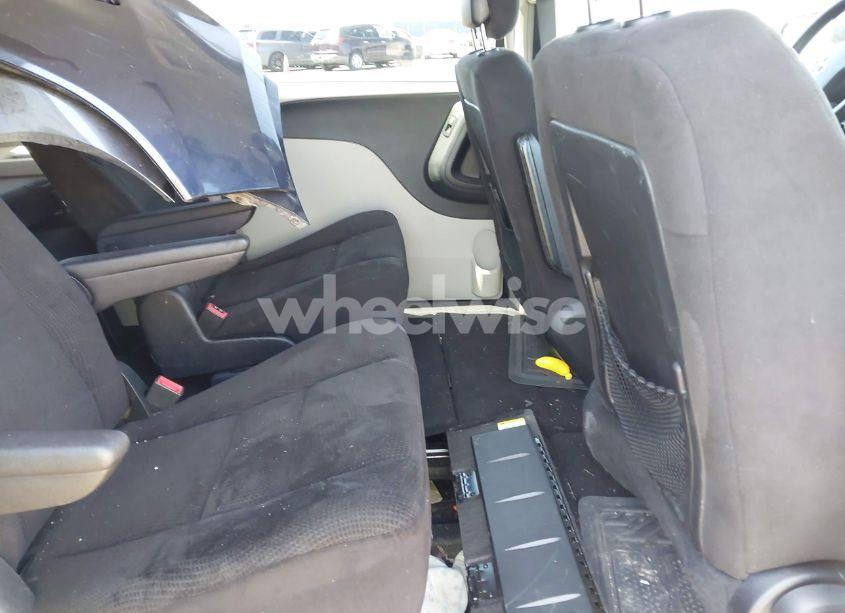 Photo 8 of 2014 Dodge Grand CARAVAN SXT (VIN 2C4RDGCG1ER347542)