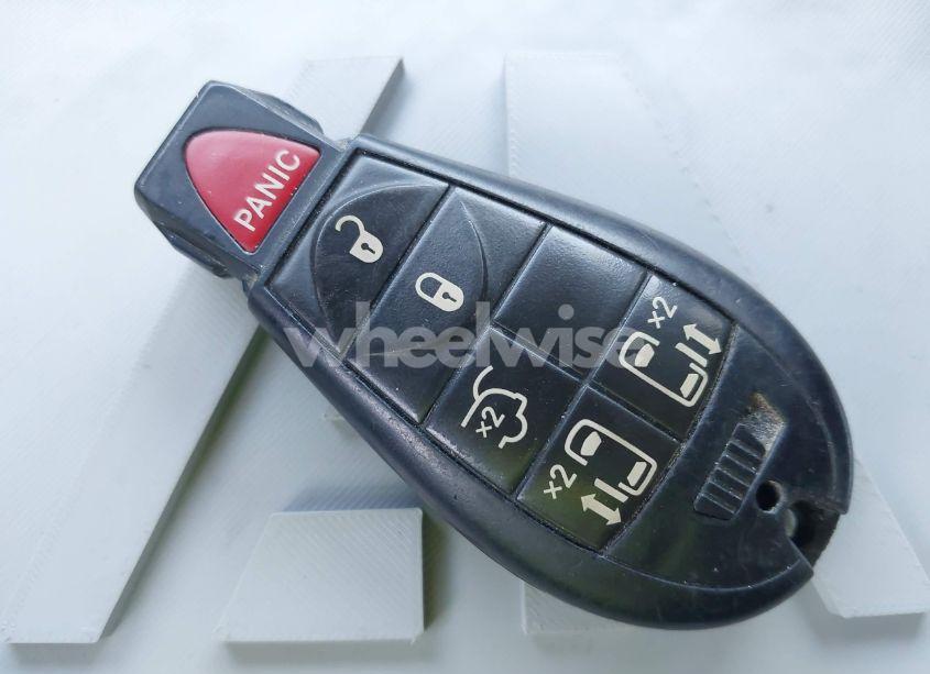 Photo 11 of 2014 Dodge Grand CARAVAN SXT 30TH ANNIVERSARY (VIN 2C4RDGCG1ER366222)