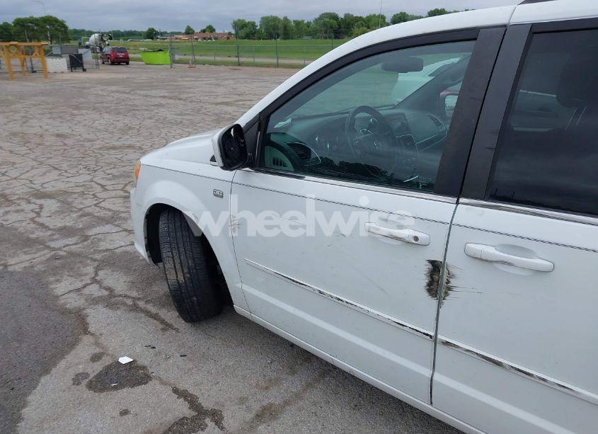 Photo 6 of 2014 Dodge Grand CARAVAN SXT 30TH ANNIVERSARY (VIN 2C4RDGCG1ER424488)