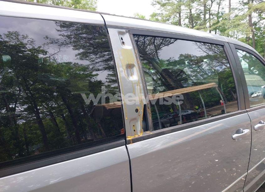 Photo 6 of 2015 Dodge Grand CARAVAN SXT (VIN 2C4RDGCG1FR550027)