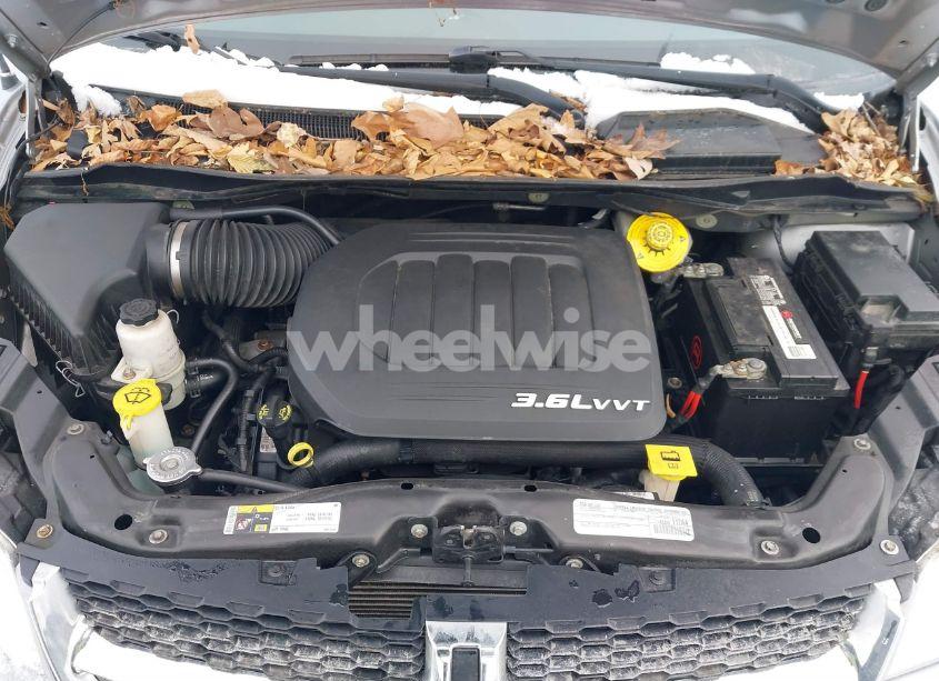 Photo 10 of 2015 Dodge Grand CARAVAN SXT (VIN 2C4RDGCG1FR733430)