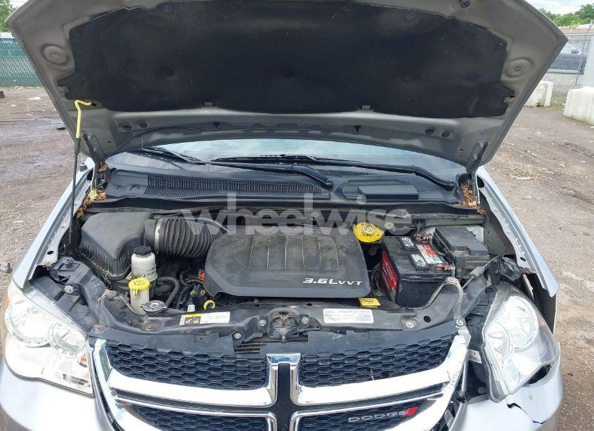 Photo 10 of 2016 Dodge Grand CARAVAN SXT (VIN 2C4RDGCG1GR179128)