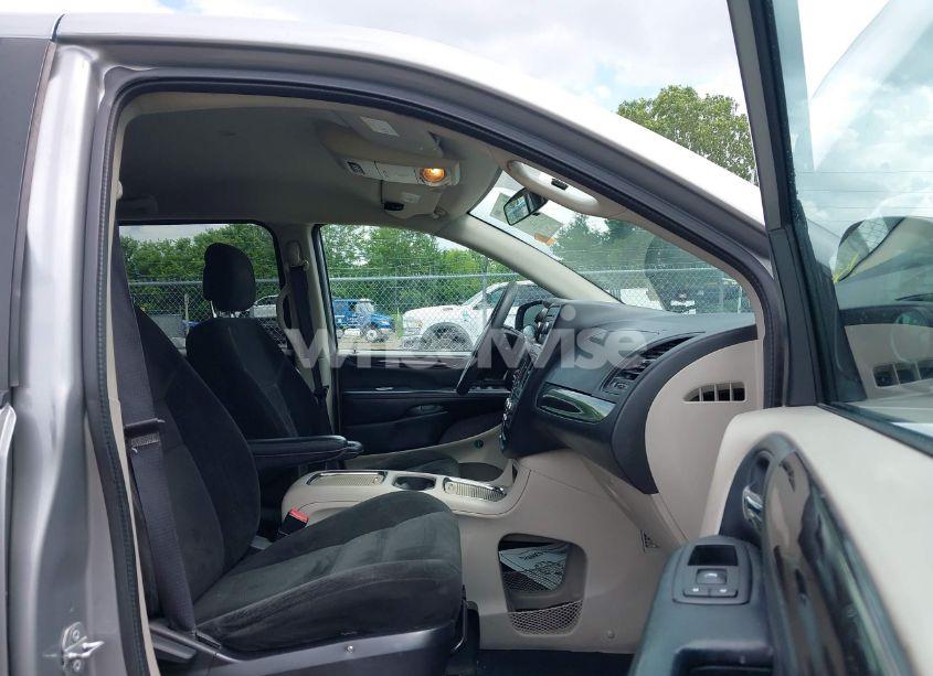 Photo 5 of 2016 Dodge Grand CARAVAN SXT (VIN 2C4RDGCG1GR179128)