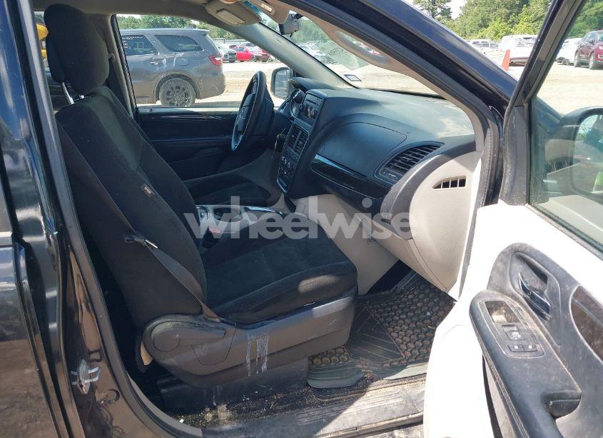 Photo 5 of 2016 Dodge Grand CARAVAN SXT (VIN 2C4RDGCG1GR180666)