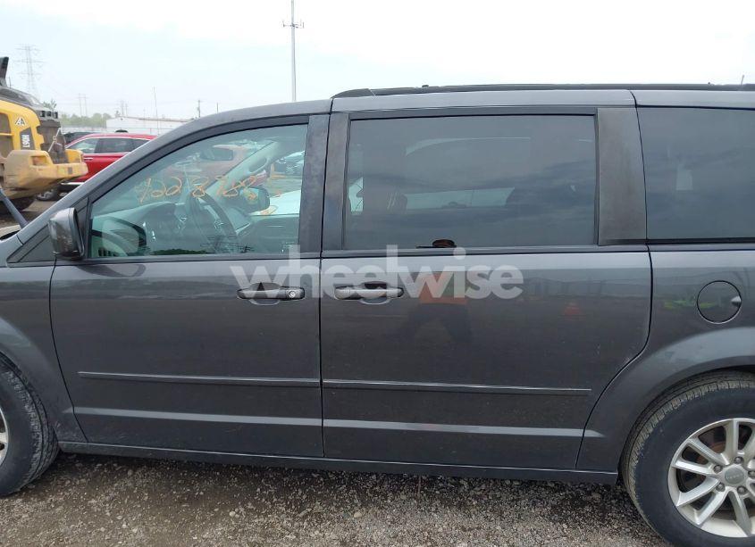 Photo 14 of 2016 Dodge Grand CARAVAN SXT (VIN 2C4RDGCG1GR218932)