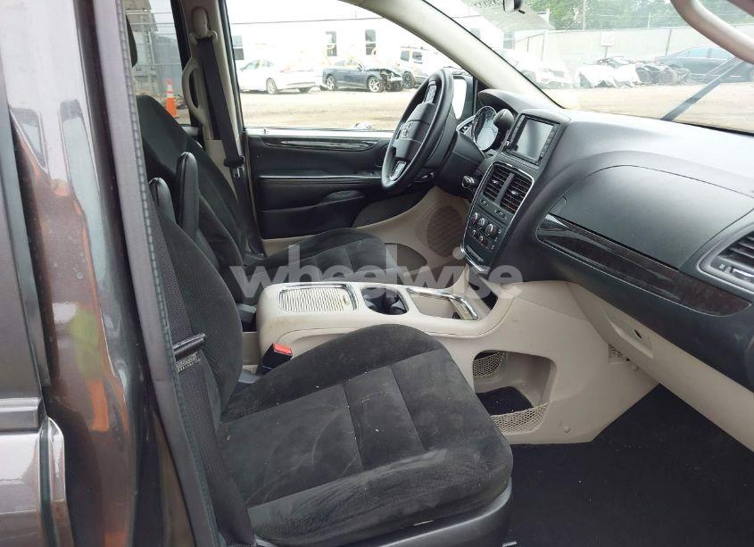 Photo 5 of 2016 Dodge Grand CARAVAN SXT (VIN 2C4RDGCG1GR218932)