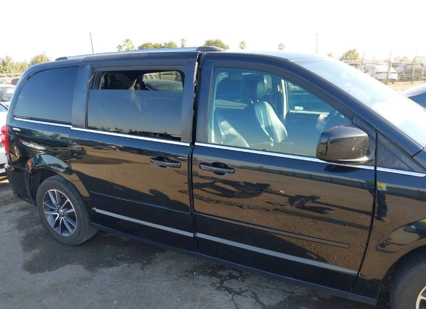 Photo 20 of 2016 Dodge Grand CARAVAN SXT (VIN 2C4RDGCG1GR277334)