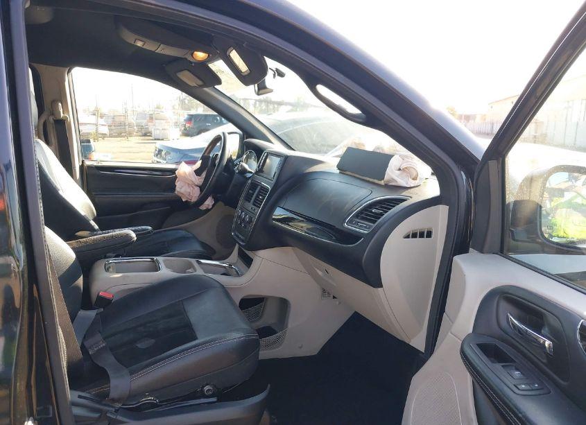 Photo 5 of 2016 Dodge Grand CARAVAN SXT (VIN 2C4RDGCG1GR277334)