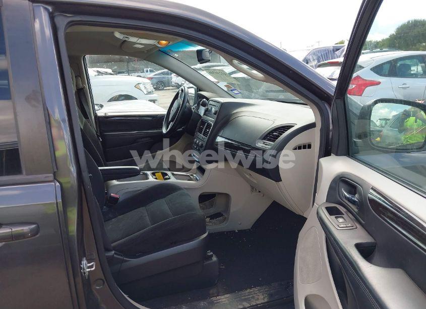 Photo 5 of 2016 Dodge Grand CARAVAN SXT (VIN 2C4RDGCG1GR342537)