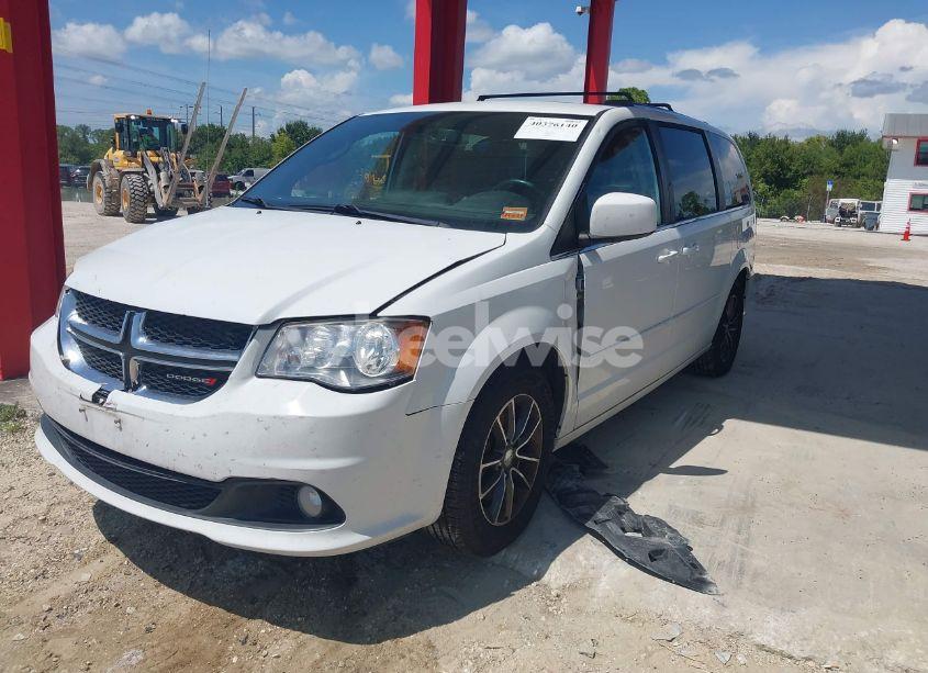 Photo 2 of 2016 Dodge Grand CARAVAN SXT (VIN 2C4RDGCG1GR364067)