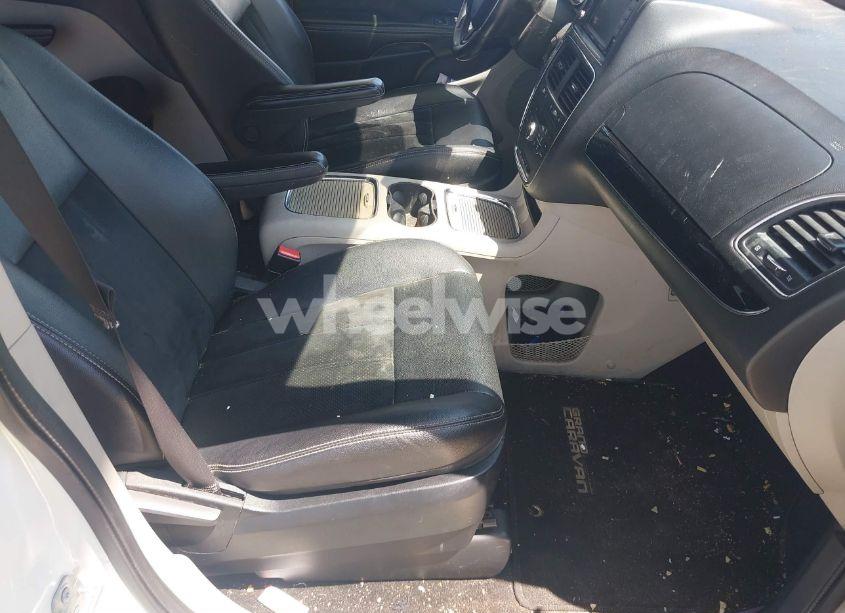 Photo 5 of 2016 Dodge Grand CARAVAN SXT (VIN 2C4RDGCG1GR364067)