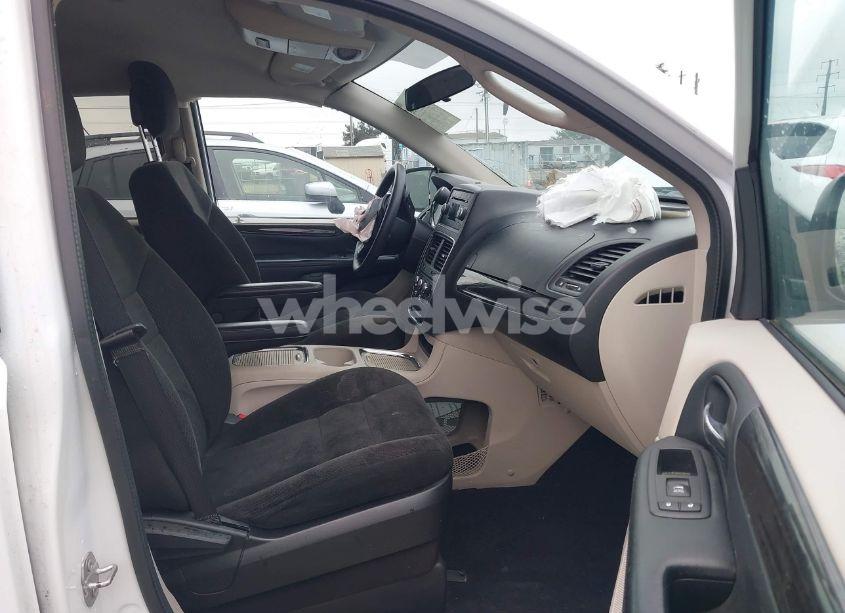 Photo 5 of 2016 Dodge Grand CARAVAN SXT (VIN 2C4RDGCG1GR373156)