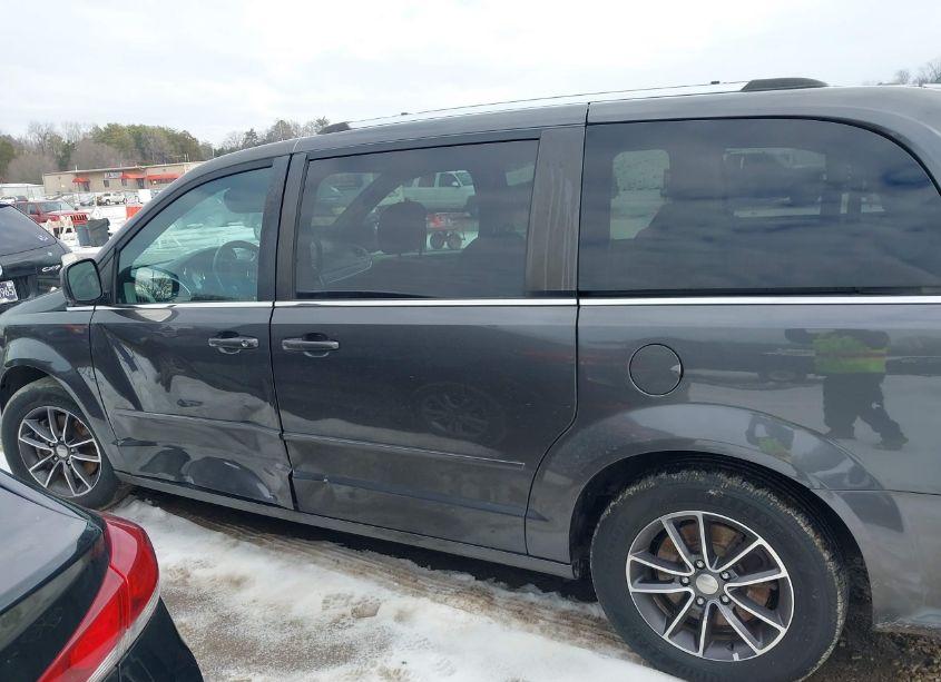 Photo 14 of 2017 Dodge Grand CARAVAN SXT (VIN 2C4RDGCG1HR554114)