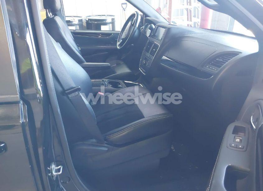 Photo 5 of 2017 Dodge Grand CARAVAN SXT (VIN 2C4RDGCG1HR574962)