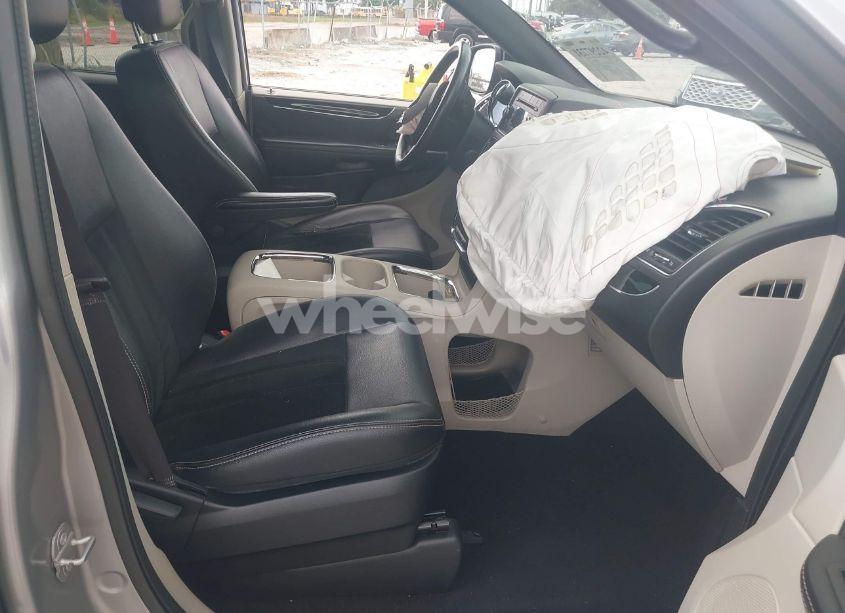 Photo 5 of 2017 Dodge Grand CARAVAN SXT (VIN 2C4RDGCG1HR580597)