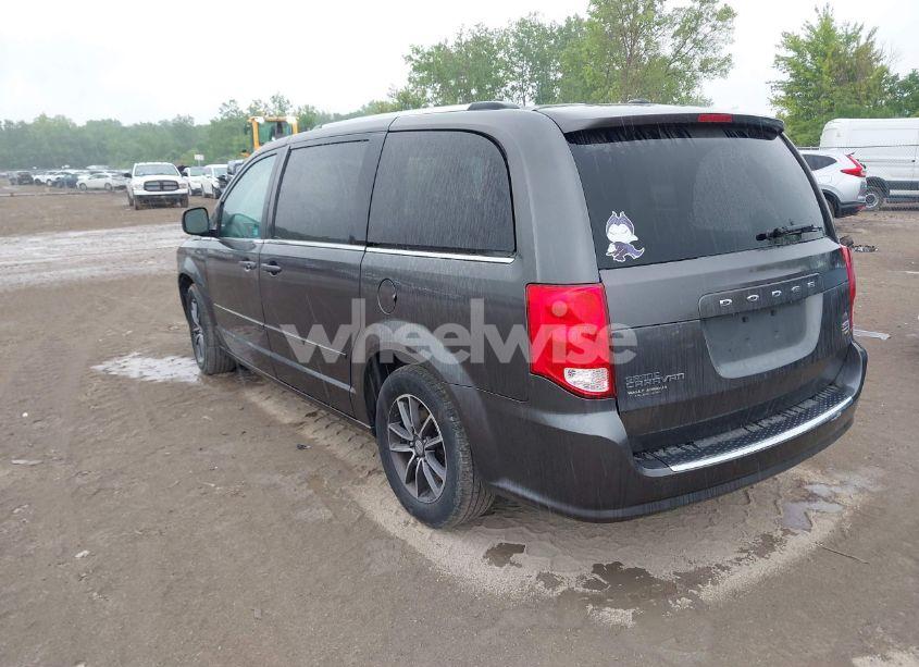 Photo 3 of 2017 Dodge Grand CARAVAN SXT (VIN 2C4RDGCG1HR600539)