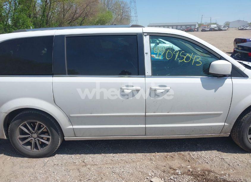 Photo 13 of 2017 Dodge Grand CARAVAN SXT (VIN 2C4RDGCG1HR747024)