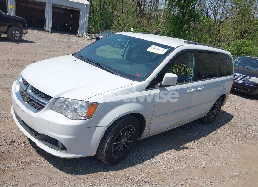 Photo 2 of 2017 Dodge Grand CARAVAN SXT (VIN 2C4RDGCG1HR747024)