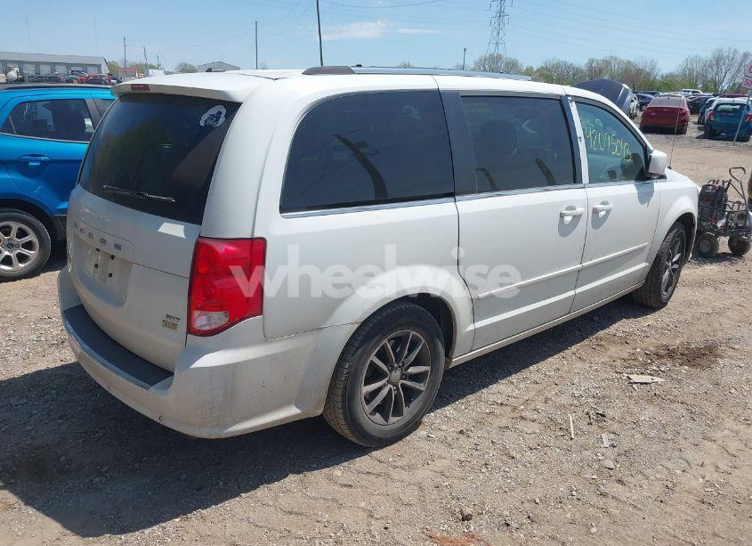 Photo 4 of 2017 Dodge Grand CARAVAN SXT (VIN 2C4RDGCG1HR747024)