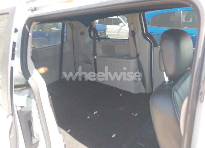 Photo 8 of 2017 Dodge Grand CARAVAN SXT (VIN 2C4RDGCG1HR747024)