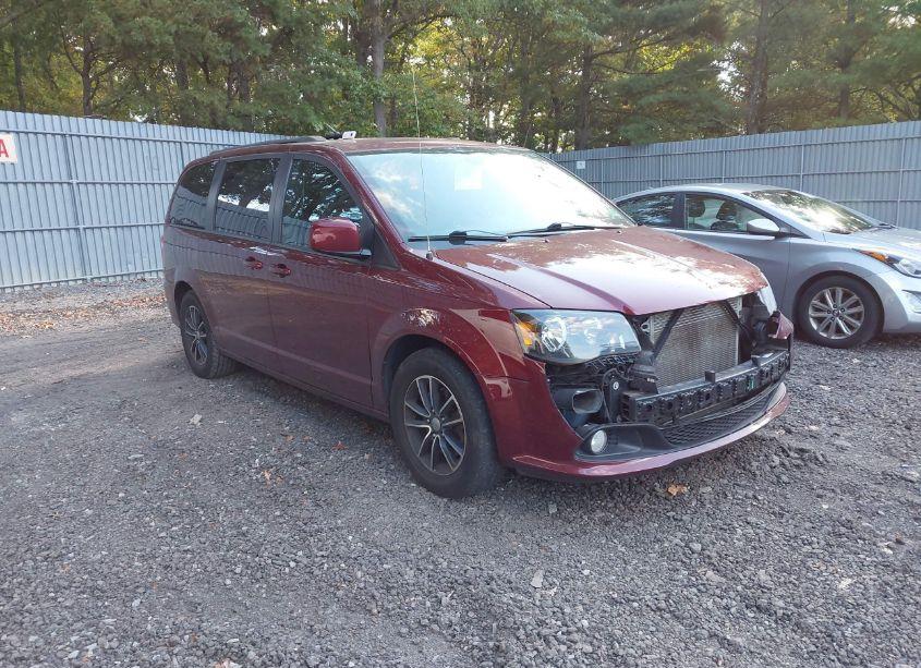 2018 Dodge Grand CARAVAN SXT (VIN 2C4RDGCG1JR304247) main photo