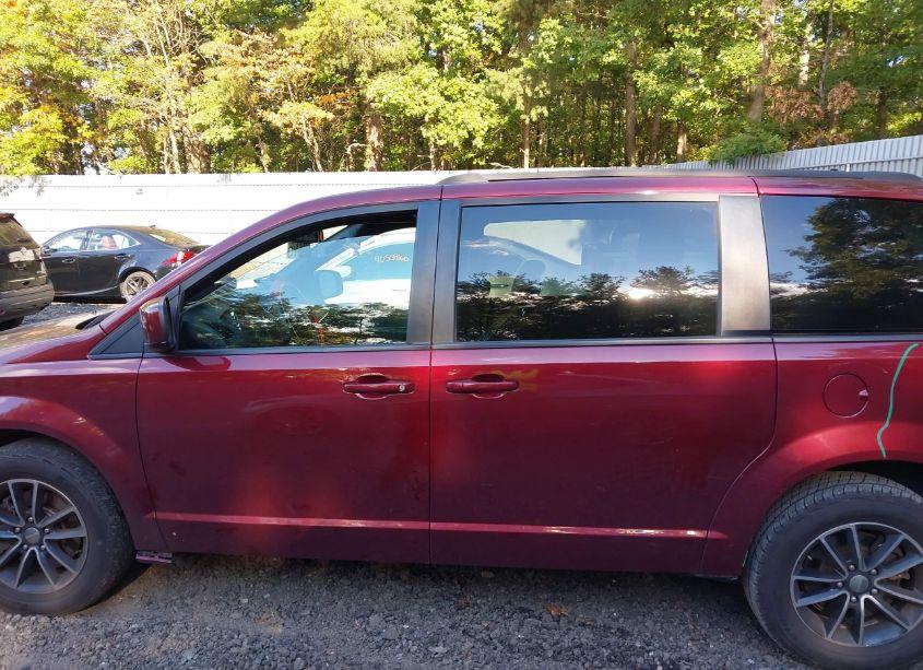 Photo 14 of 2018 Dodge Grand CARAVAN SXT (VIN 2C4RDGCG1JR304247)