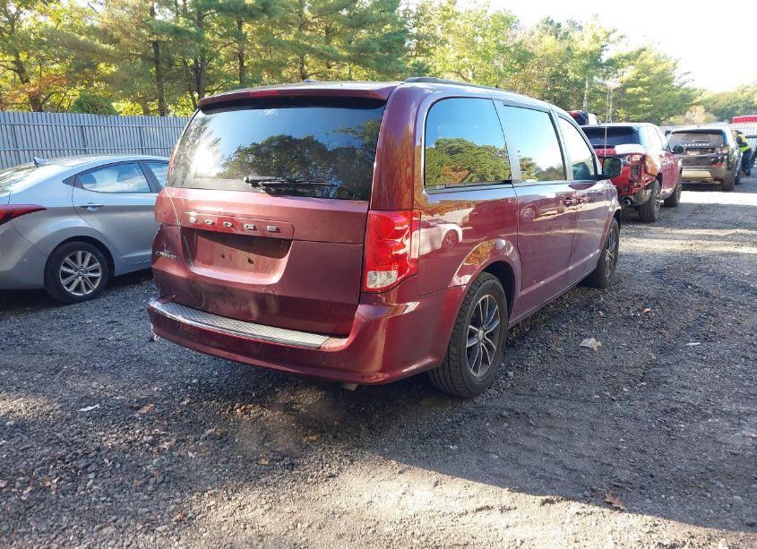 Photo 4 of 2018 Dodge Grand CARAVAN SXT (VIN 2C4RDGCG1JR304247)