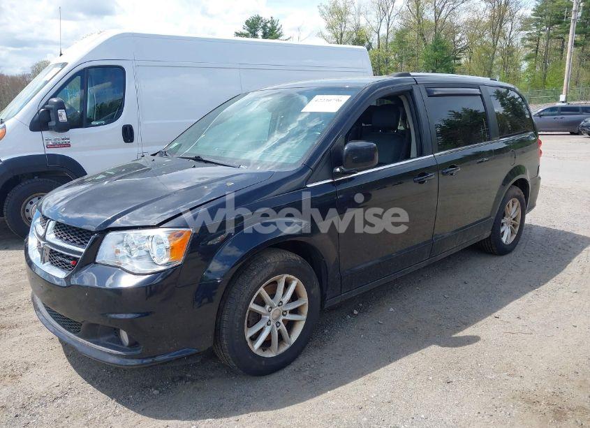 Photo 2 of 2018 Dodge Grand CARAVAN SXT (VIN 2C4RDGCG1JR324739)