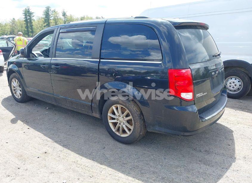 Photo 3 of 2018 Dodge Grand CARAVAN SXT (VIN 2C4RDGCG1JR324739)