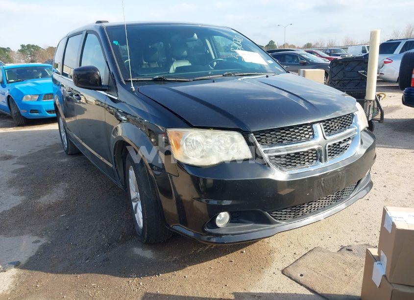 2019 Dodge Grand CARAVAN SXT (VIN 2C4RDGCG1KR582020) main photo